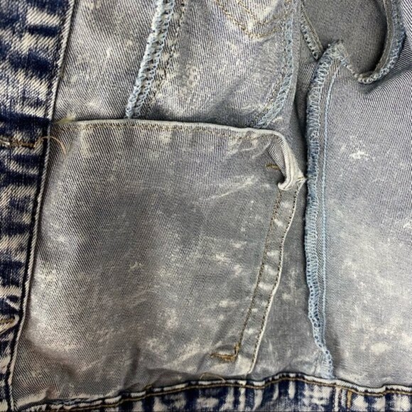 I & M Jeans Denim Jacket Womens Medium Button Front Pockets Faded Casual - Picture 5 of 9